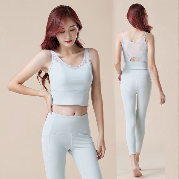 2024 summer women's yoga set featuring quick-dry vest and slimming fitness suit for running