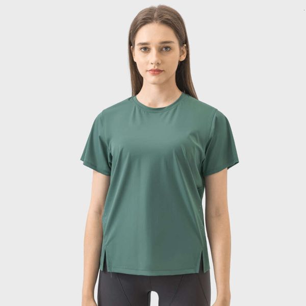 2025 Women's Quick-Dry Yoga Shirts - Tight Fitness Tees for Gym & Running