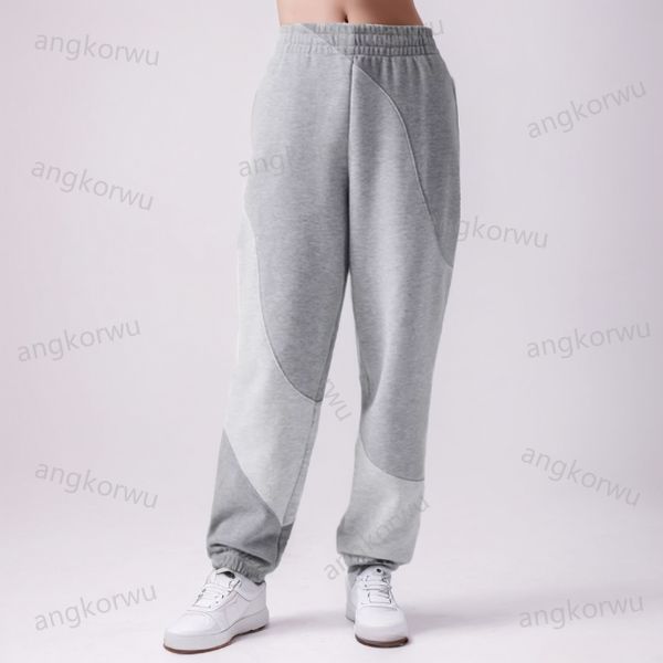 A stylish women's color-blocked sweatpants for yoga, jogging, and relaxed outdoor wear