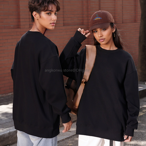 A211 Yoga top designer sweatshirts with crew neck pullover style, perfect for studio-to-street wear, featuring relaxed-fit city jogger sweatwear for both men and women as sporty couple outfits