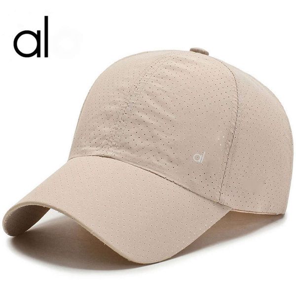 AL YOGA's unisex mesh cap for sports, featuring quick-dry fabric and breathable design for sun protection during outdoor activities
