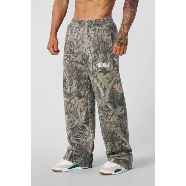 American-style casual digital camo print straight-leg joggers, sporty loose-fit pants