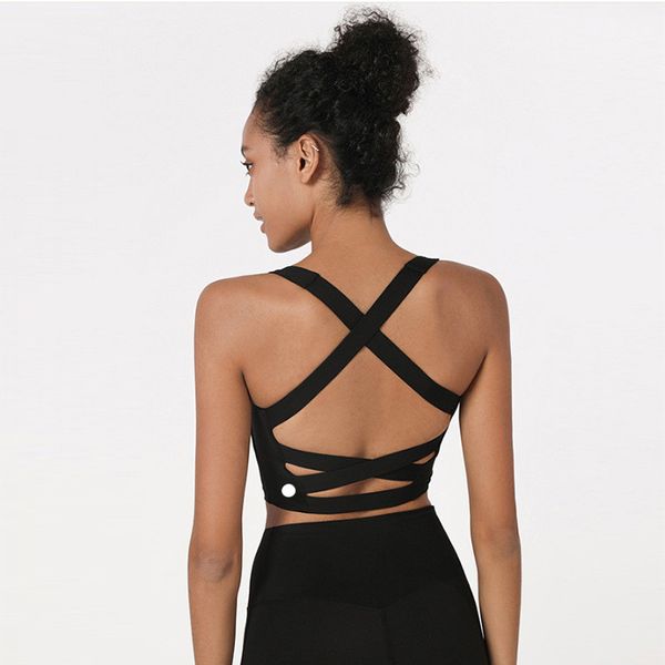 Breathable crossback gym top with gathered design for shockproof support during workouts