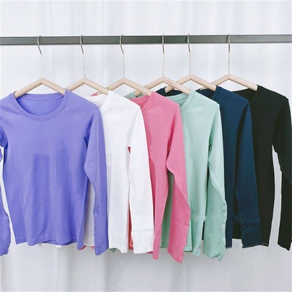 Breathe Gym T-shirt Seamless Long Sleeve Sports T-shirt Fitness Yoga Top Running Top Sportswear  

Breathable seamless long sleeve gym shirt for yoga, running and fitness workouts
