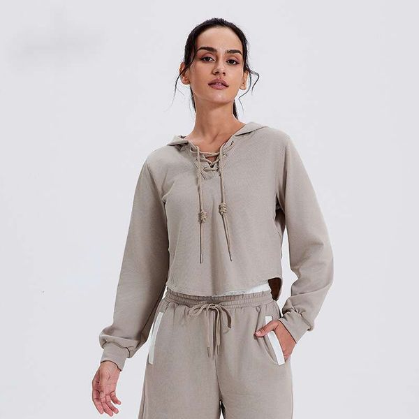 Casual loose hooded long sleeve hoodie with drawstring for yoga running and sports in spring and autumn