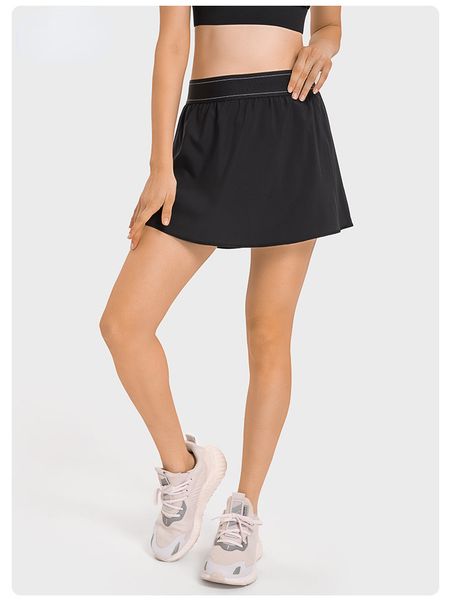 Comfortable nude tennis skirt with anti-glare, quick-dry, breathable fabric for yoga and casual sports