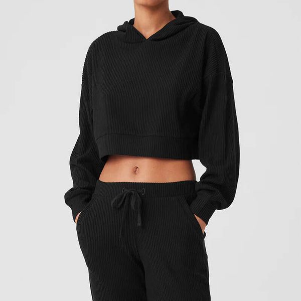 Comfortable two-piece yoga set with a loose hooded sweatshirt
