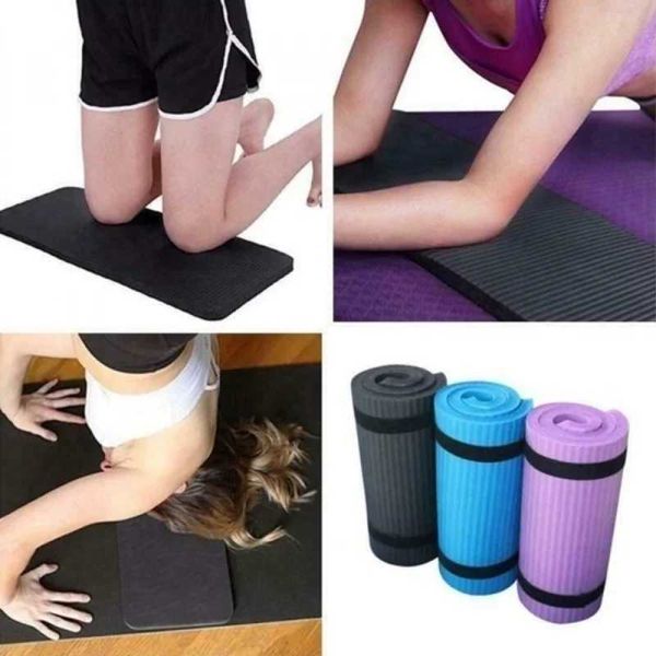 Compact yoga knee cushion for wrists, hips and hands during workouts - non-slip fitness mat ideal for planks and gym exercises
