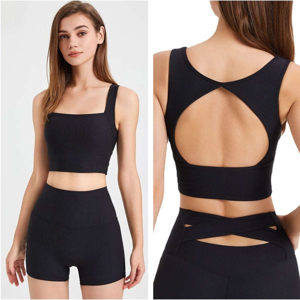 Designer Branded Yoga Soft Top + Shorts Set Fixed Cup Bra Tank Women Sports Underwear with Beauty Back and Seamless Yoga Shorts Sports Fitne  

Rewritten:  
Stylish branded yoga set with built-in bra top and seamless shorts for women's fitness wear