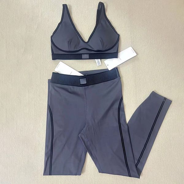 Designer sportswear set for women featuring a jogger and yoga top, perfect for workouts, running, gym, or tennis