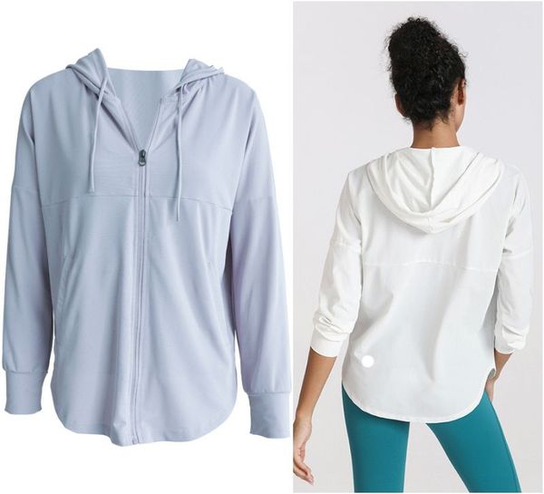 DS15 Women's Hooded Dust Coat for Yoga, Running, and Exercise – Waterproof, Loose-Fit Sportswear Jacket with Long Sleeves