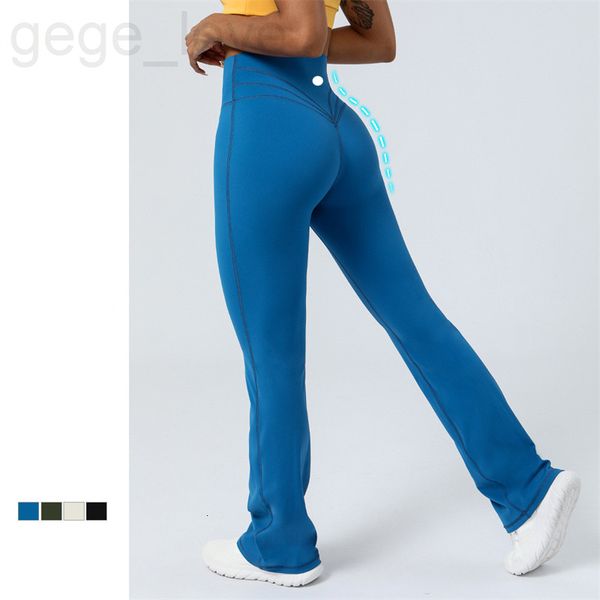 Flared yoga pants for women with a high waist, slim fit, and flared legs, perfect for fitness and yoga