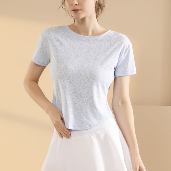 High-quality women's yoga outfits, featuring loose-fit sports short-sleeve cover shirts and lightweight, breathable backless tops