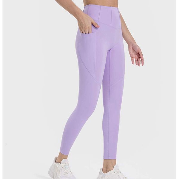 High-waisted stretchy women's yoga leggings with tummy control, ruched booty design, pocket, seamless compression gym tights