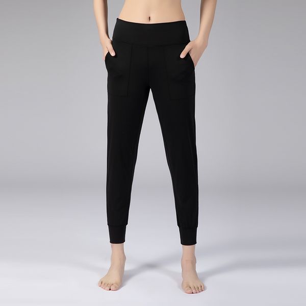 Lightweight women's yoga pants with moisture-wicking fabric for running and lounging