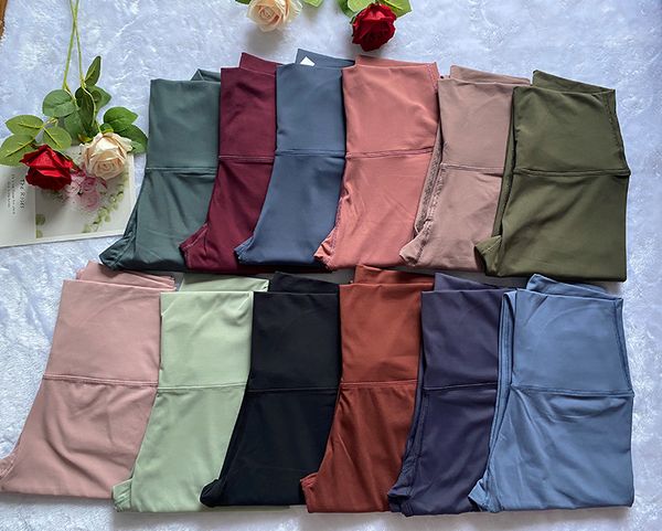Lycra fabric Solid Color Women yoga pants High Waist Sports Gym Wear Leggings Elastic Fitness Lady Outdoor Sports Trousers

Women's high-waisted solid color yoga pants made of stretchy Lycra fabric...
