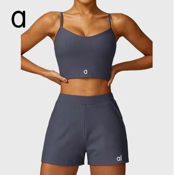 Lycra fabric women's yoga set with fast-dry lingerie, thread yoga vest, shorts, blazer, and tight tank top