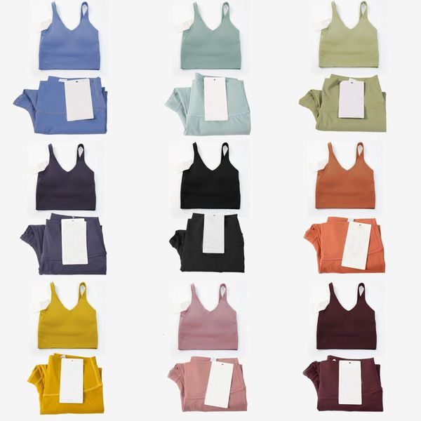 Naked Feeling Yoga Set featuring a U-shaped sports bra top and quick-dry align leggings for women's workout and gym wear