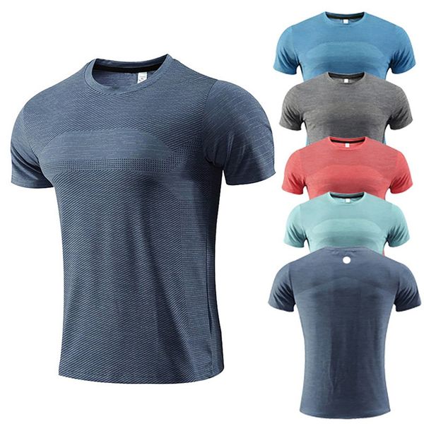 Outdoor men's quick-dry sport T-shirt for workouts, sweat-wicking short sleeve top