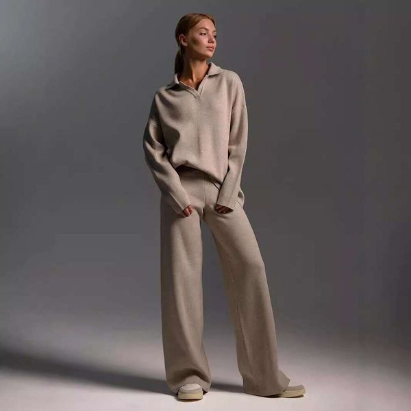 Solid color sweater set with matching collar  
Knitted sweater and wide-leg pants outfit