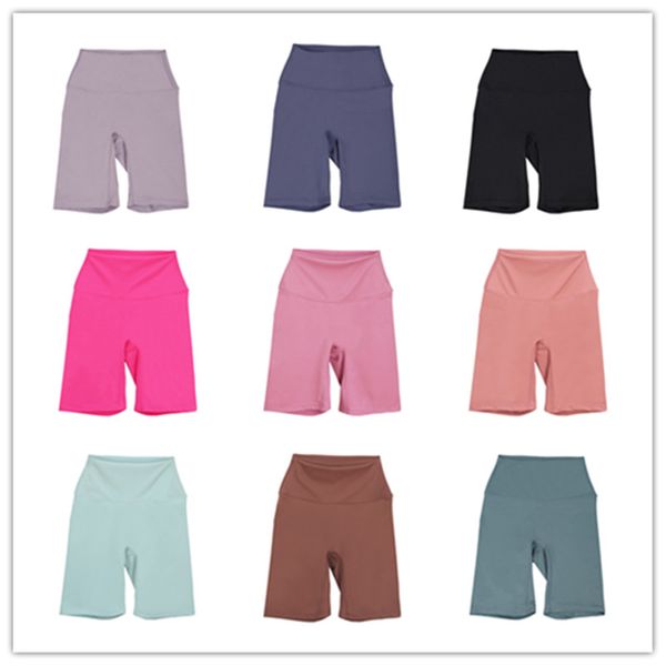 Sports yoga shorts for women: stylish, tight-fit running and fitness wear