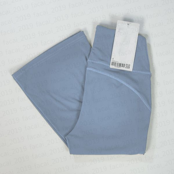 summer yoga pants for women with high-waisted flared design, figure-hugging and belly-revealing, ideal for sports and yoga