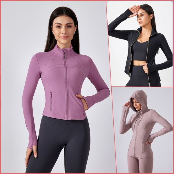 Women's cropped fitness yoga jacket with stand-up collar, half-zip, long sleeves, and thumbholes for gym workouts