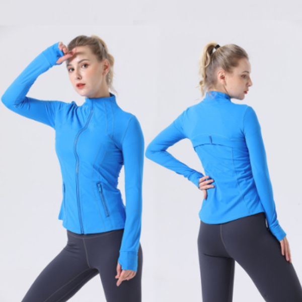 Women's fitness zip-up jacket for yoga and exercise, quick-dry sport top in solid colors
