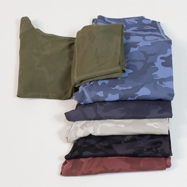 Women's high-waisted camouflage yoga leggings for running and street fitness