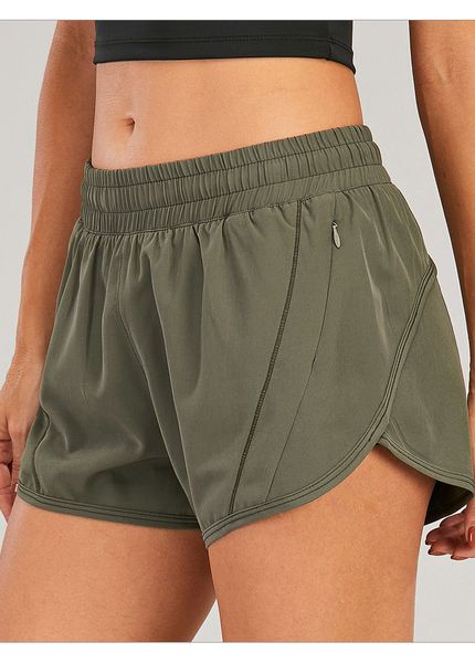 Women's high-waisted yoga shorts for gym, running, and exercise with elastic waistband and quick-dry fabric