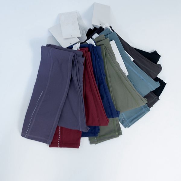 Women's high-waisted yoga tights with reflective details, multiple pockets, and double-sided brushed fabric for running and riding