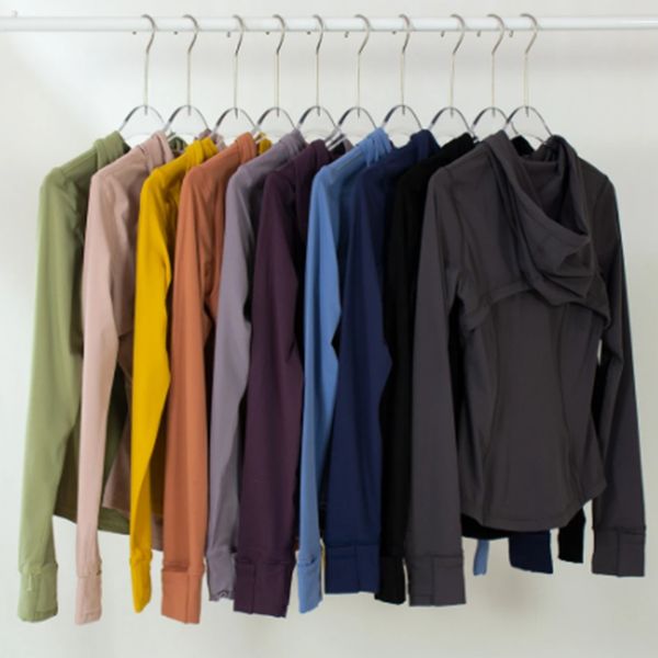 Women's Hooded Jacket for Sports ¨C Winter Running, Yoga, and Gym Wear with Quick-Dry Zipper Design