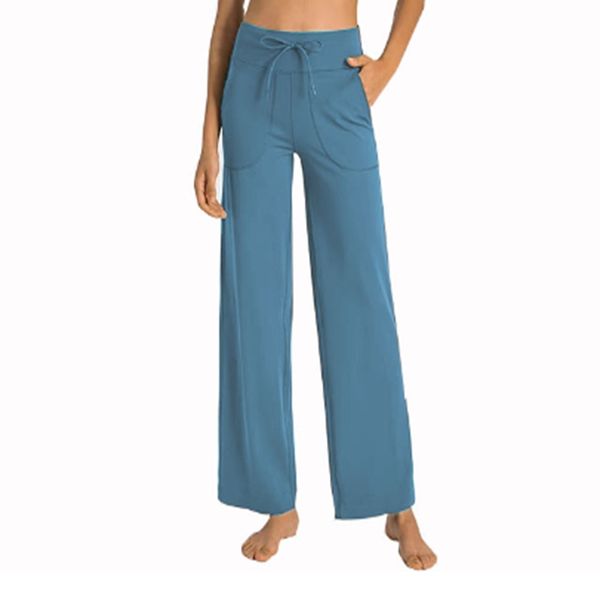 Women's loose-fit flared yoga pants for gym and sports, featuring high waist and wide leg design for fitness activities