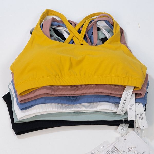 Women's soft cross-back fitness bra with chest pad for high-impact workouts
