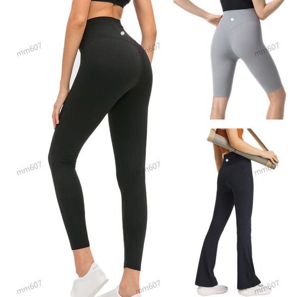 Women's yoga leggings, fast free pants, cropped shorts, sports outfits for fitness, running wear in slim fit groove