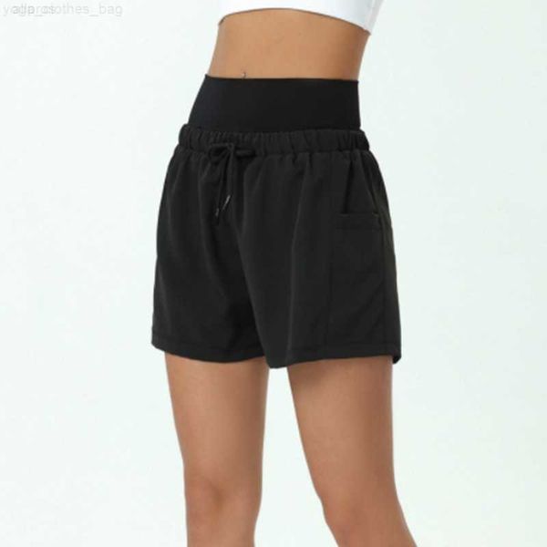 Yoga Align Women's Shorts: Strap Design for Fitness, Running, and Gym Wear – Breathable, Quick-Drying, and Slim Fit