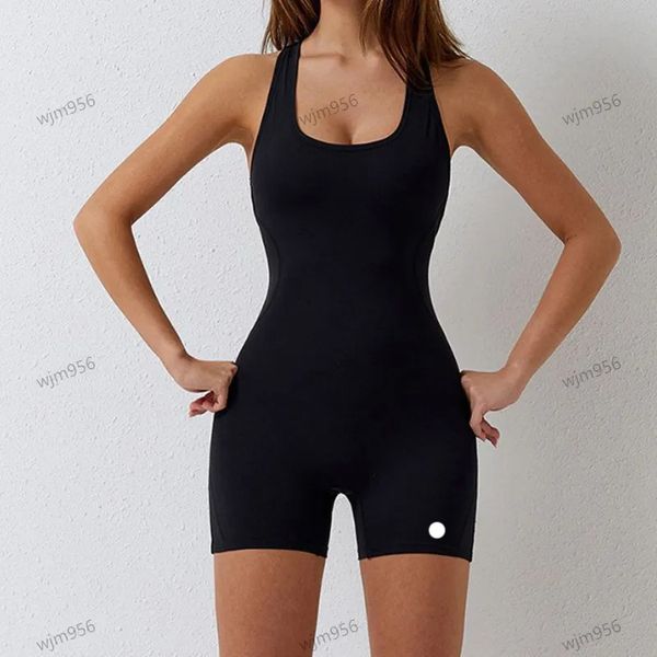 Yoga bodysuit with built-in bra, tight and breathable for women's fitness, hip-lifting jumpsuit that hugs the skin