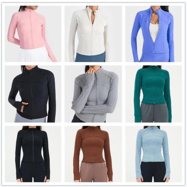Yoga jackets and tops for women: stylish summer tees with short sleeves, perfect for casual wear