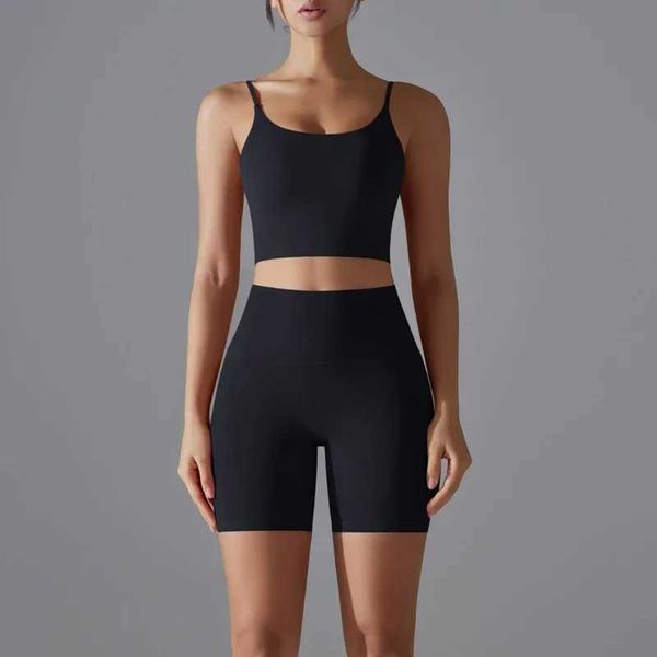 Yoga Outfit MIML Shorts Set Womens Solid Color Nylon Bra Tank Top Gym Quick Drying Bicycle Leg H250111